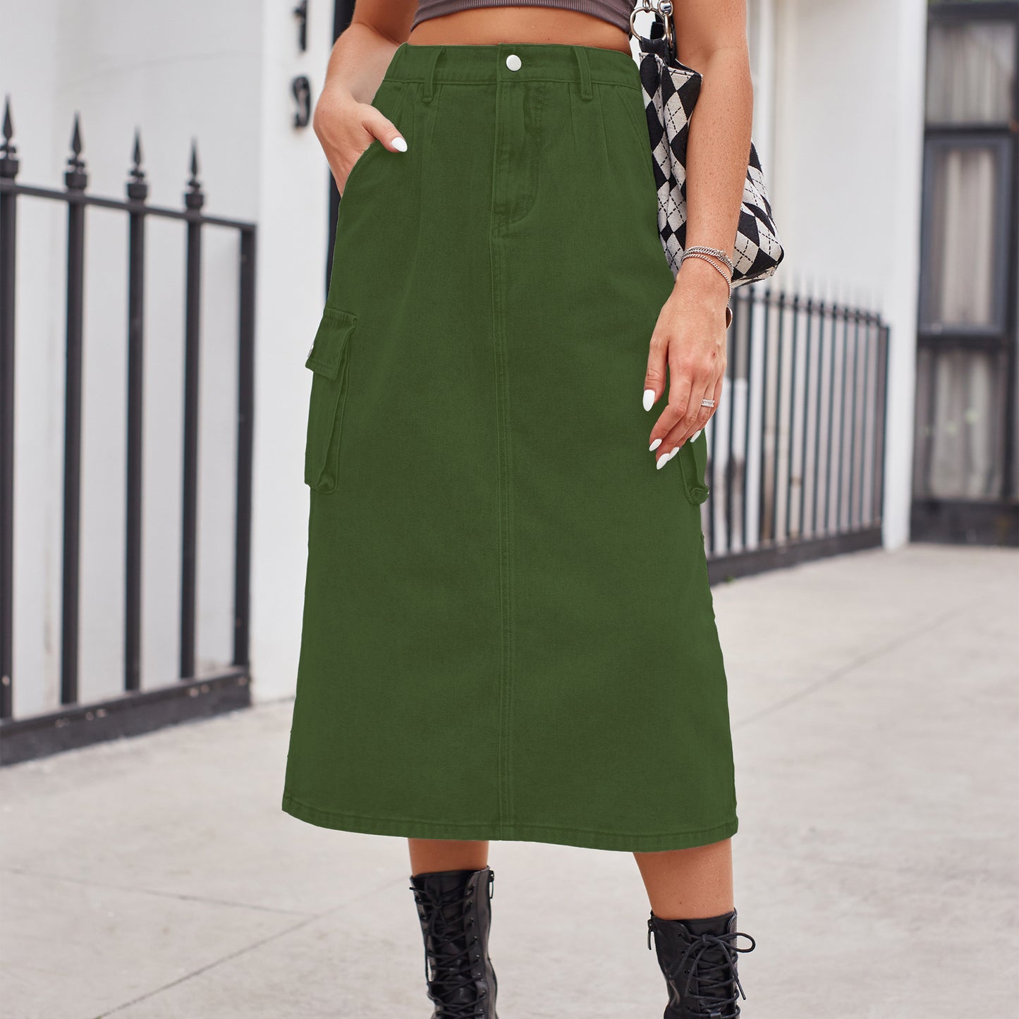 480862049-16