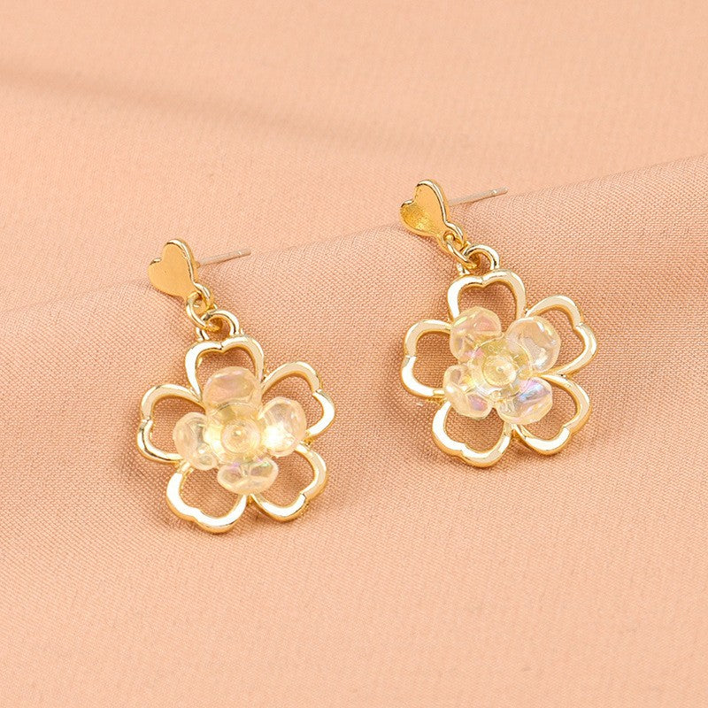 Small And Versatile Stereo Acrylic Flower Earrings