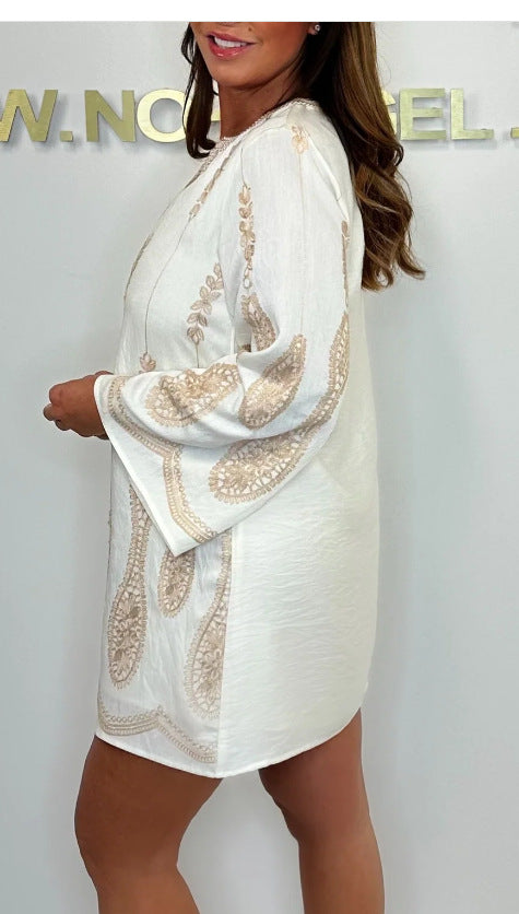 Hollow Artistic Elegant Design Spring Printed V-neck Nightgown