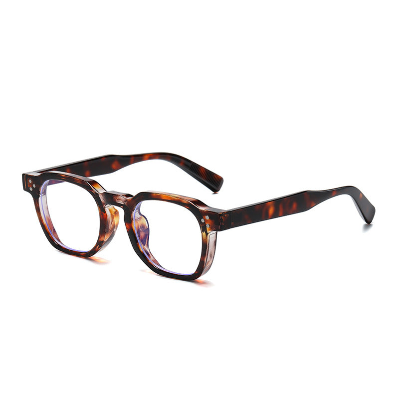 672154907-11