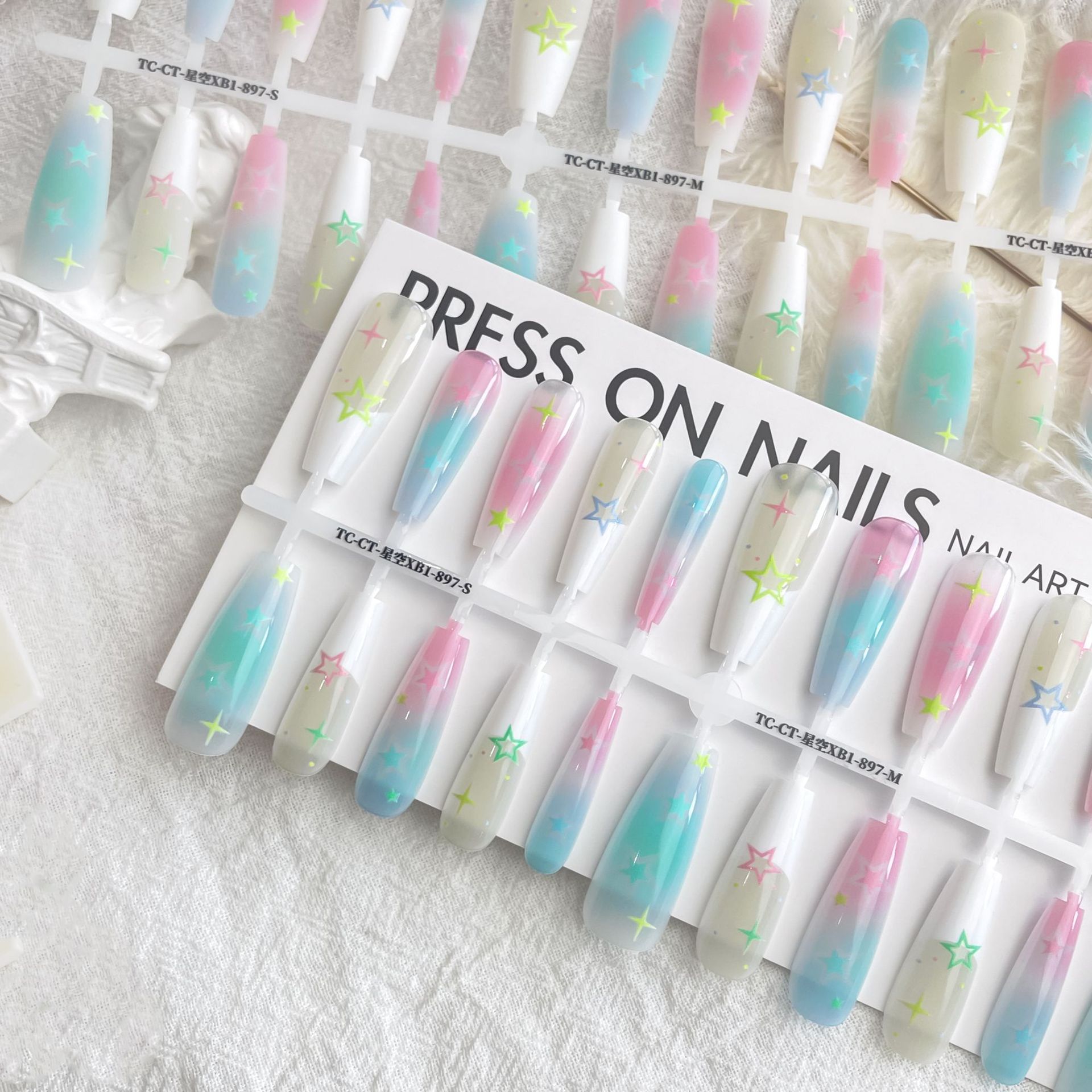 New Chinese Ancient Style Sweet Cool Cream Pure Desire Wind Long Oval Almond Fake Nails