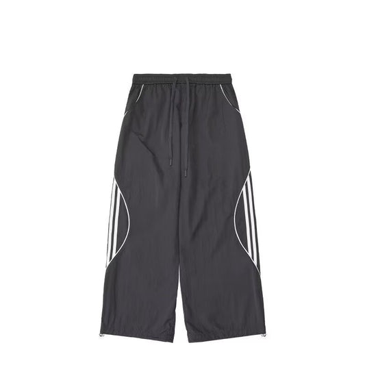 896284781-1