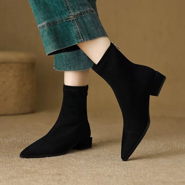 Stretchy Plus-size Fleece-lined Warm Pointed Suede Martin Boots