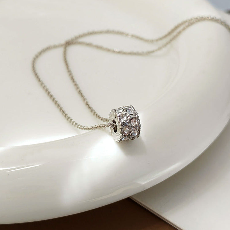 Temperamental Minority Design High-grade Light Luxury Diamond Pendant Necklace